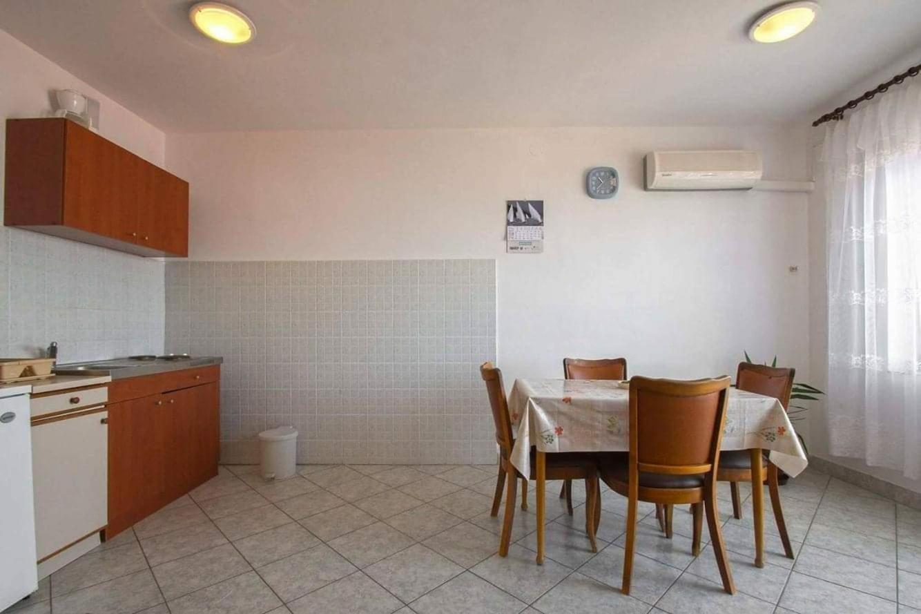 Apartment Pemper Novi Vinodolski Zimmer foto